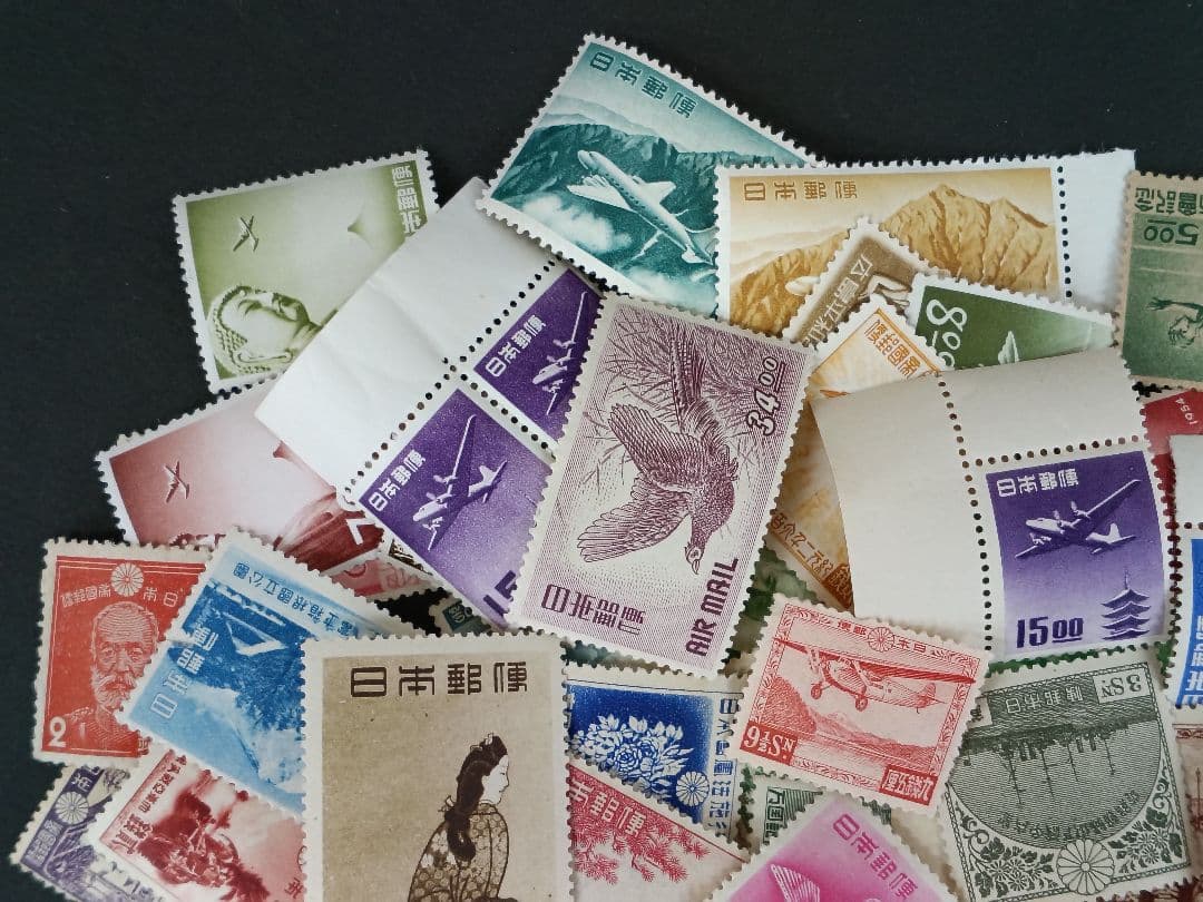 ○銭単位切手 未使用美品 見返り美人・月に雁・航空切手等