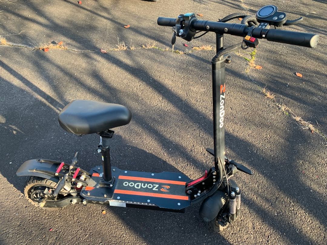 電動スクーター折りたたみ型　ジャンク品　引き取りのみ