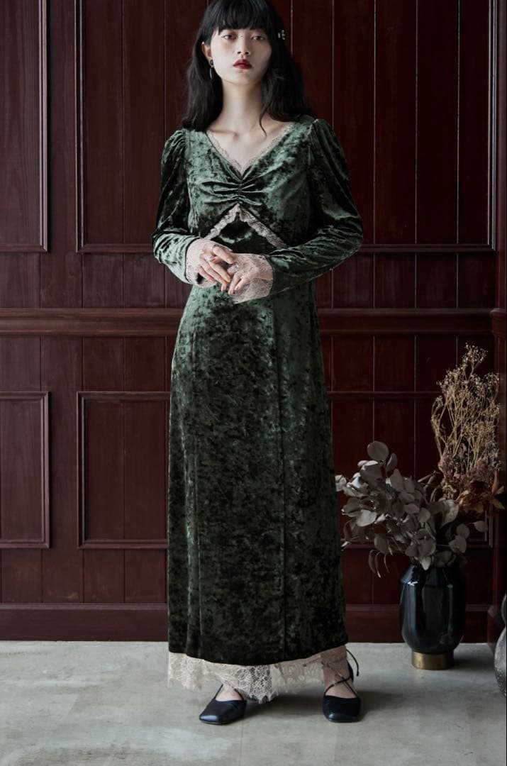 etoll.】クラッシュベロアランジェリー風ドレス - メルカリ