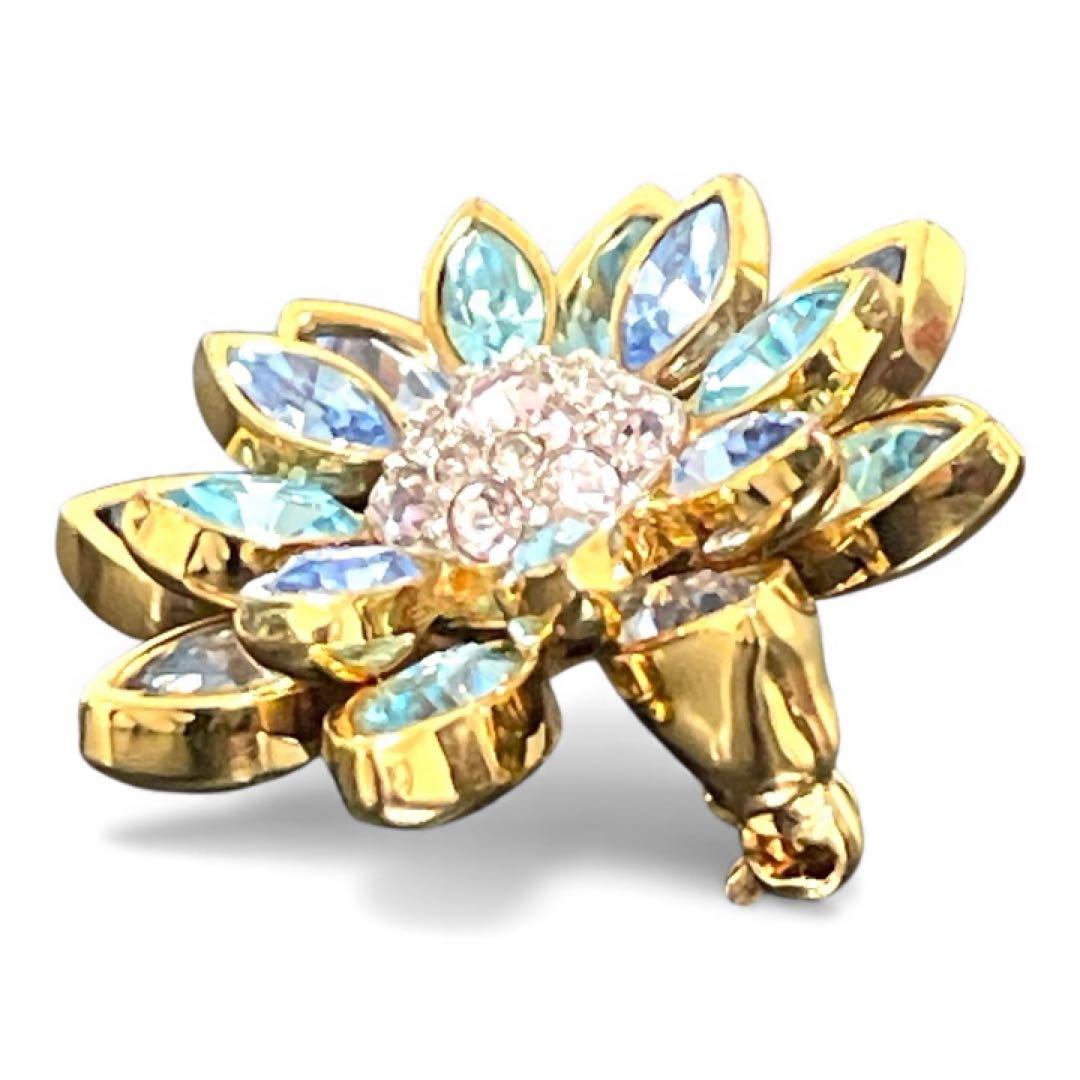 SWAROVSKI スワロフスキー フラワー ブローチ 花 - メルカリ