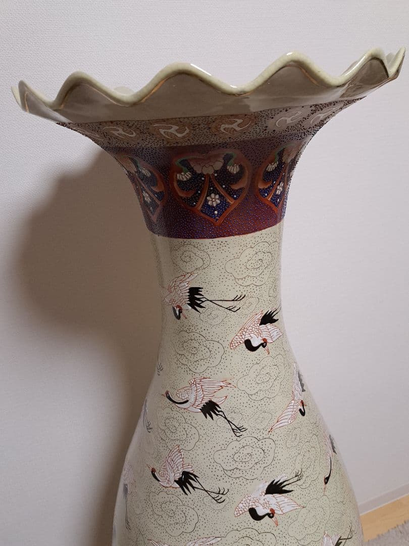 直接お渡し】絢爛豪華 花口壺 57羽鶴絵 大型142㎝