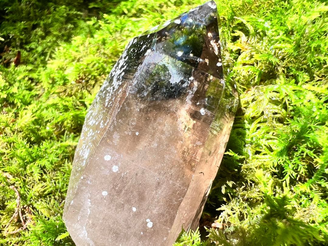 龍脈の精髄 煙水晶 スモーキークォーツ宝石質 スモーキークォーツ 2.2