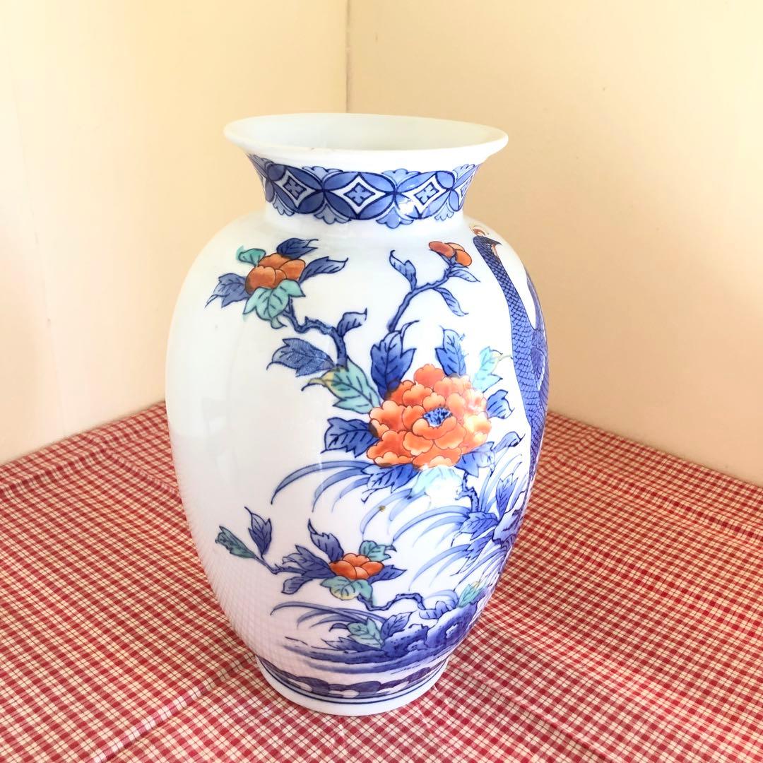 鍋島焼 虎仙窯 壺 花瓶 伊万里焼 鍋島 虎仙窯 孔雀 牡丹紋様 - メルカリ