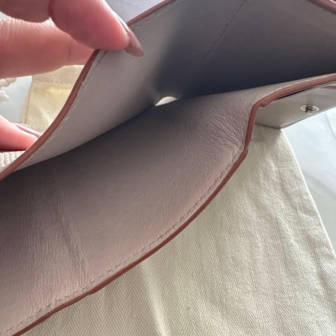 LOEWE 三つ折り財布 グレージュ