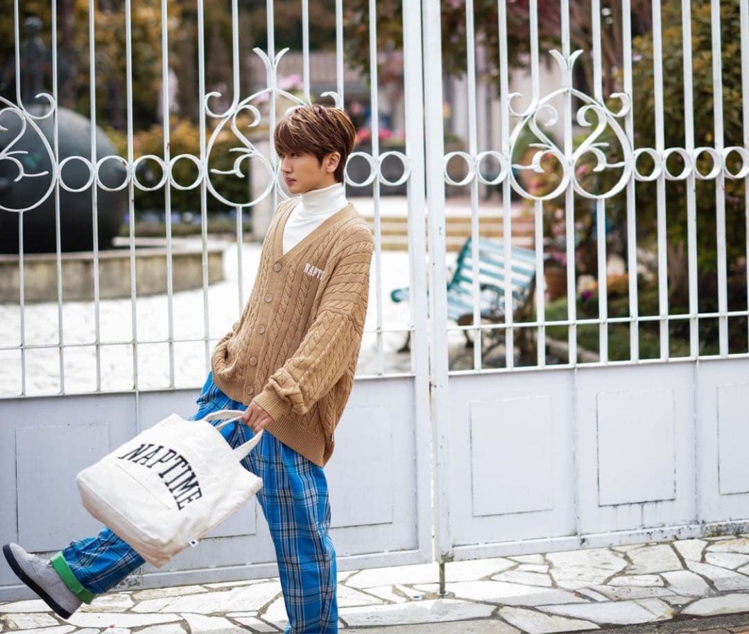 ナップタイム naptime. Nissy 西島隆弘 カーディガン - メルカリ