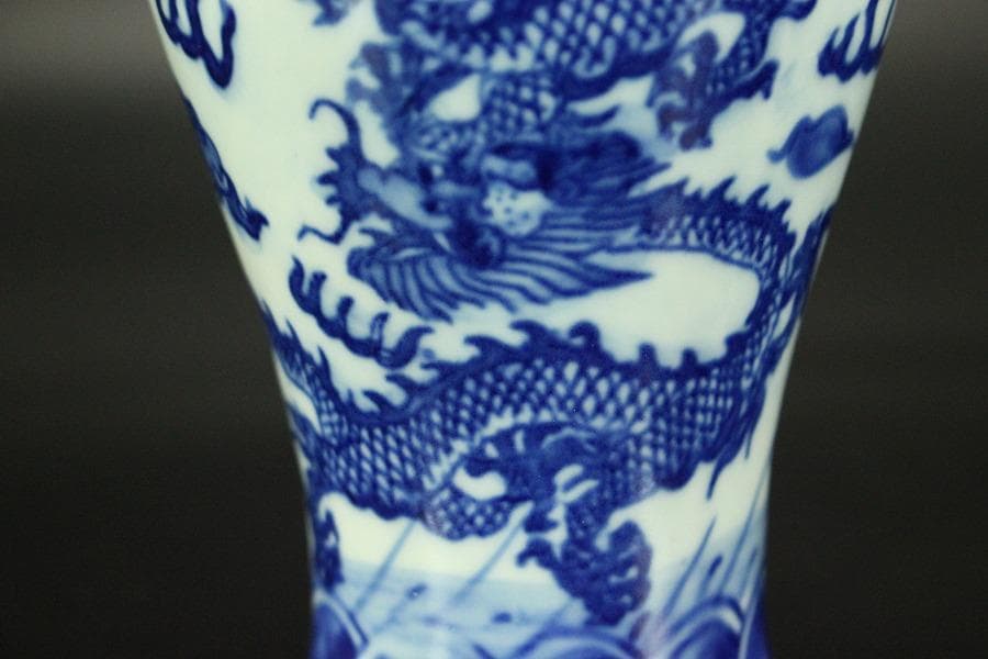 中国美術 龍模様 花瓶 高13.8cm(ZE523)