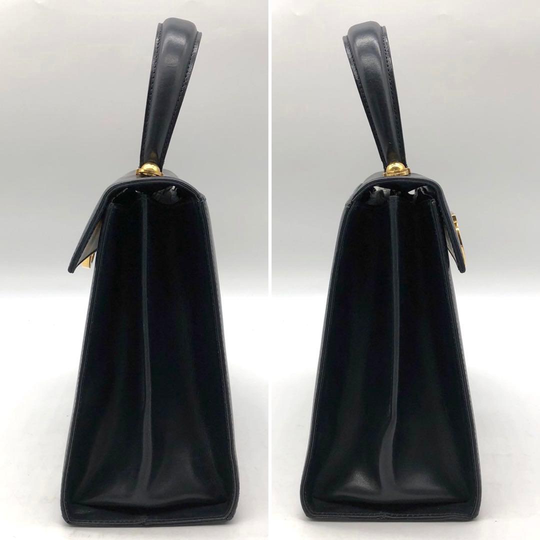 ✨美品✨フェラガモ ハンドバッグ 2way ガンチーニ ゴールド金具 レザー