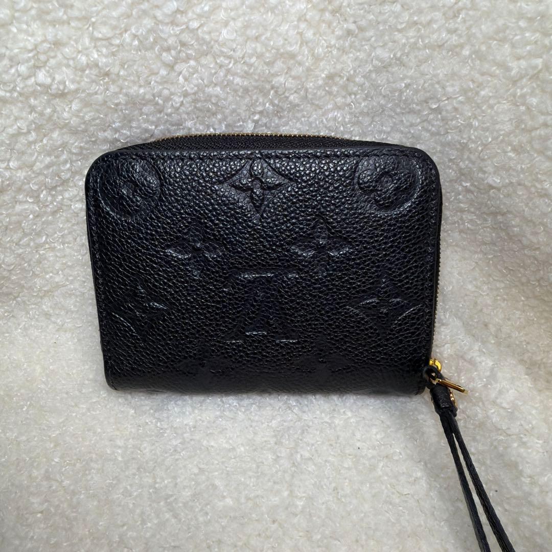 ルイヴィトン　ケース