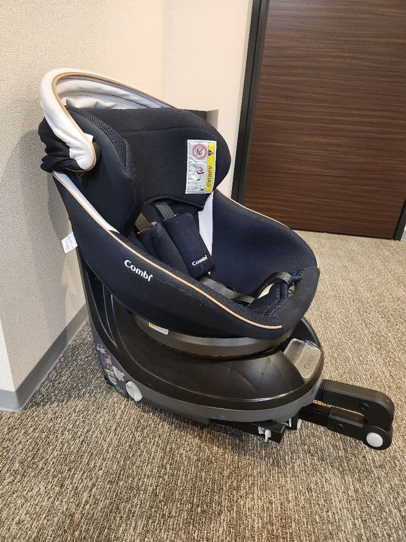 ✨人気✨ Combi クルムーヴスマート Lite ネイビー No.15118 美品