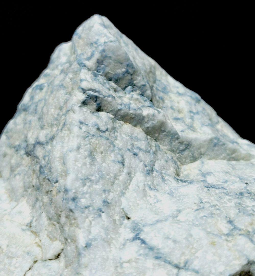 ☆翡翠原石☆糸魚川硬玉【横川ブルー・転石・川ズレ・ウブ5kg】 - メルカリ