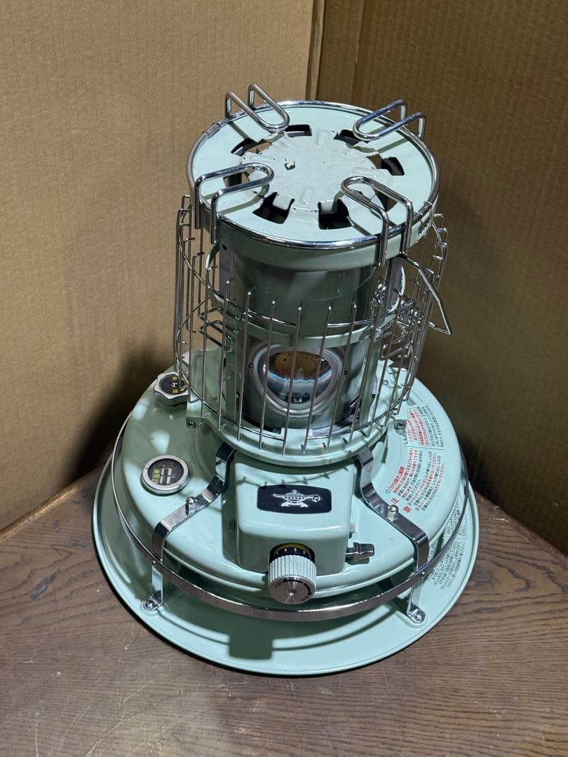 アラジン ブルーフレームクッカー BF4001 (出荷前に灯油を抜いて