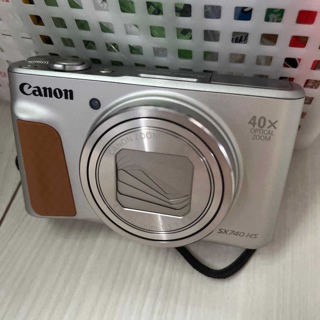 Canon SX740 HS シルバー 40倍光学ズーム Canon SX740 HS シルバー 40