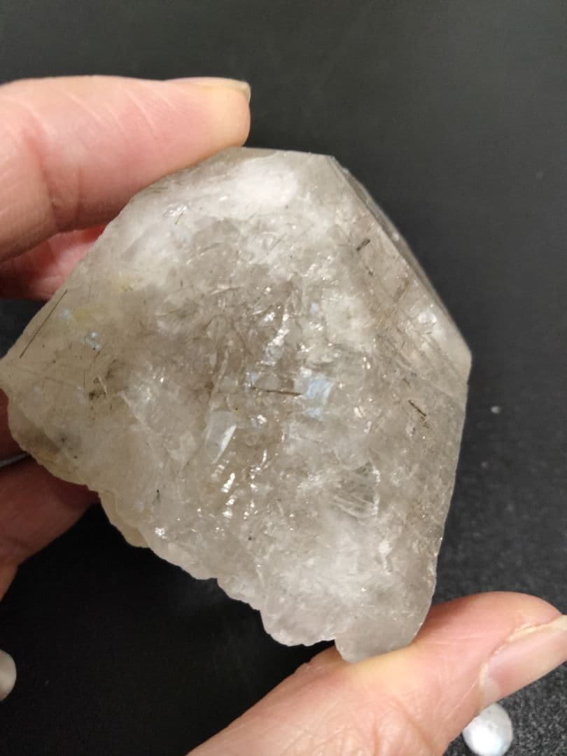国産鉱物 山梨県 塩山竹森山 番号99天然水晶 トルマリン入り水晶