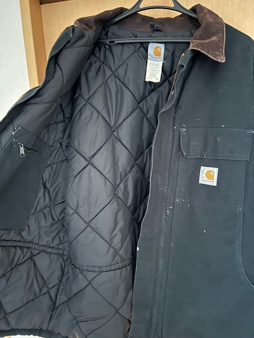 Carhartt ブラックジャケット