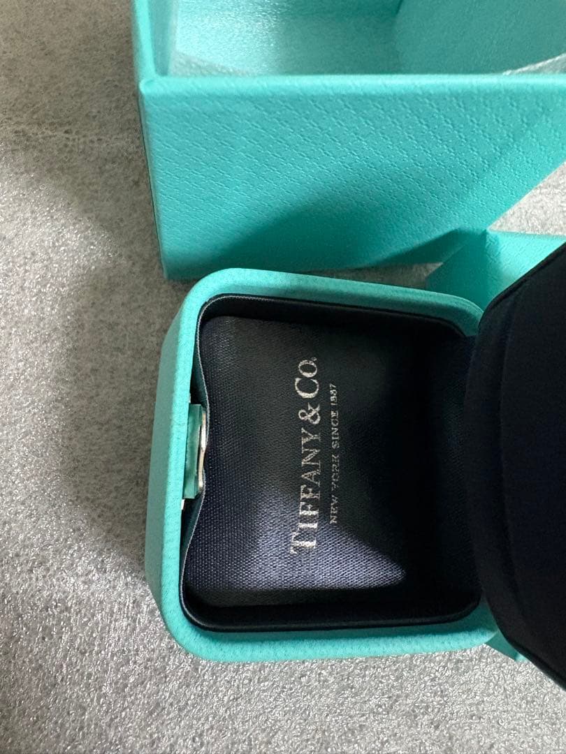 限定品　新品未使用ティファニー リング指輪 アクセサリーミニケース空箱