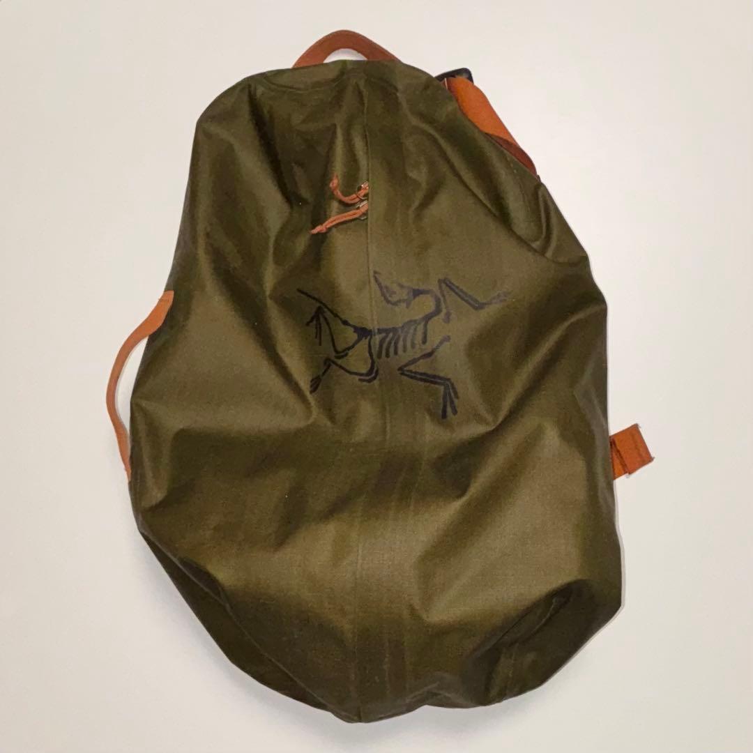 ARC'TERYX Carrier Duffel35 【正規品】【廃盤】 - メルカリ