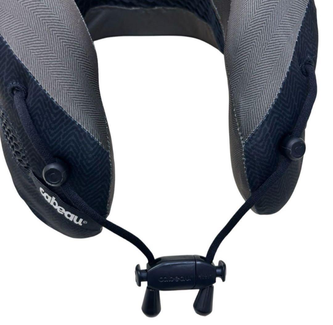 きんちゃん様専用 ネックピロー中古 Cabeau - メルカリ