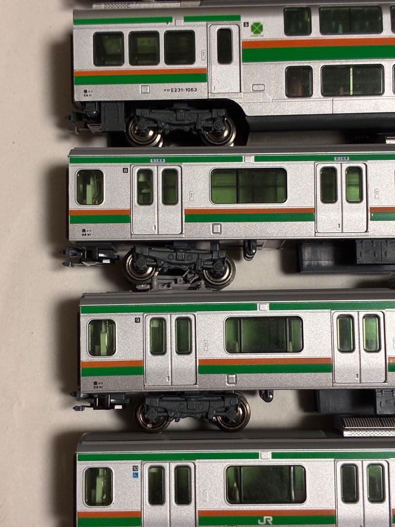 JR E231系8両 kato ライト室内灯点灯確認済
