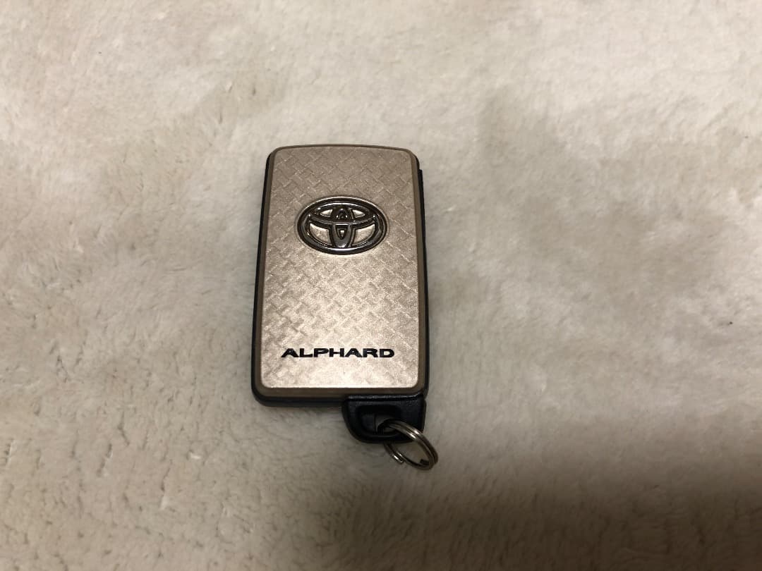 初期化済み　トヨタ　アルファード　スマートキー(特別仕様)