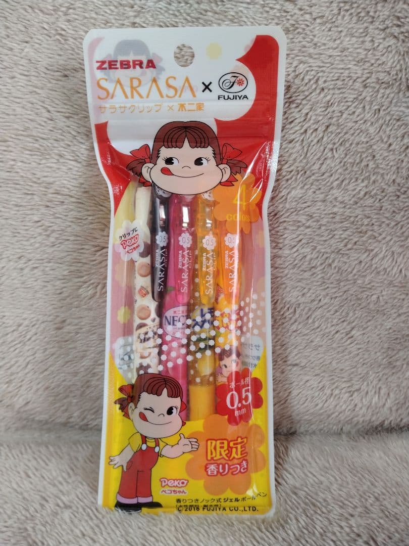 サラサsarasa 不二家ペコちゃんディズニーボールペン限定