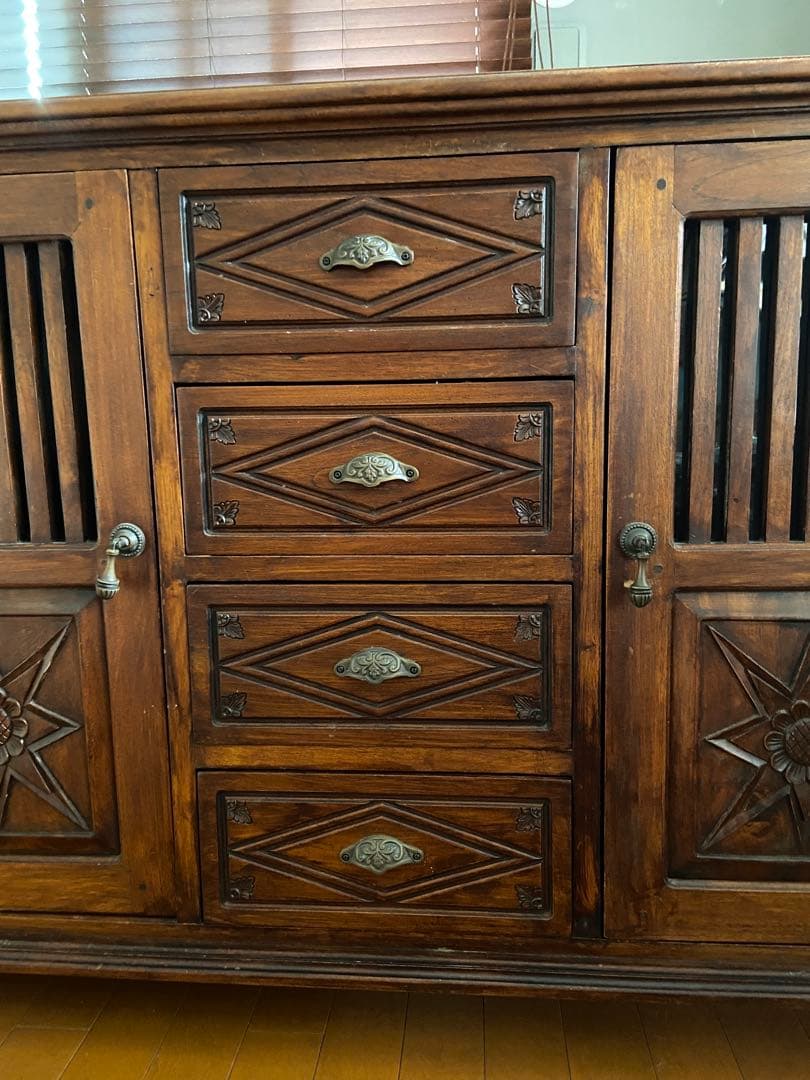 木製ヴィンテージキャビネット アジアン風 サイドボード