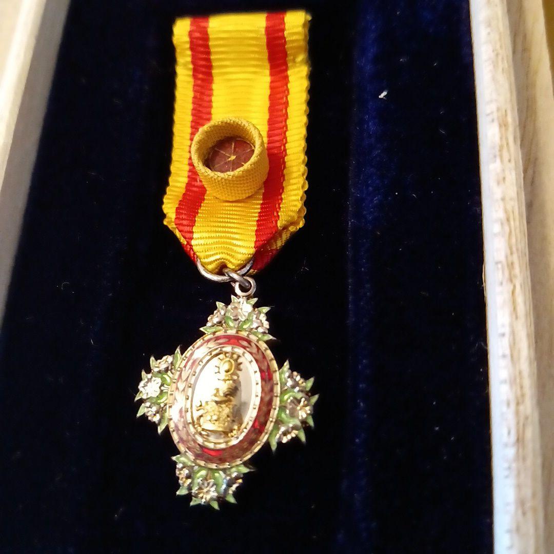 超激レア 極美品】宝冠六等章 略章勲章 勲六等