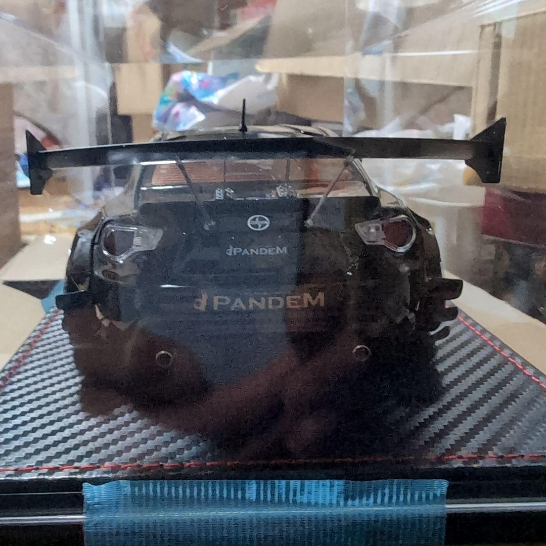 イグニッションモデル　1/18 パンデム86