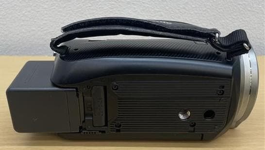 Panasonic　パナソニック　HC-V720M　ビデオカメラ【中古】