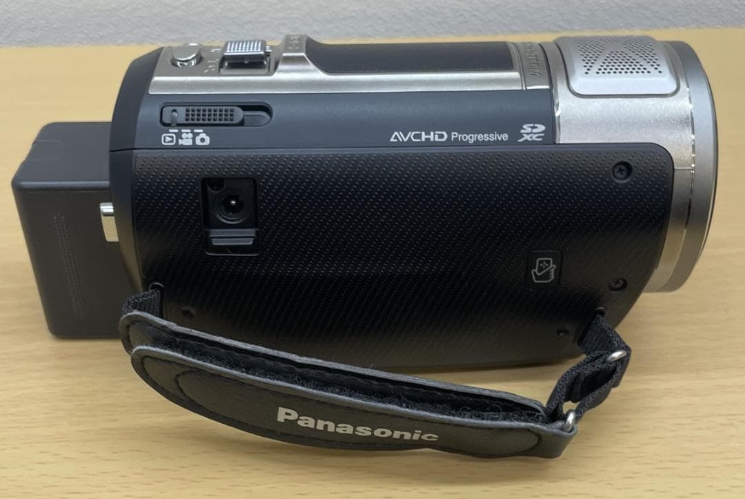 Panasonic　パナソニック　HC-V720M　ビデオカメラ【中古】