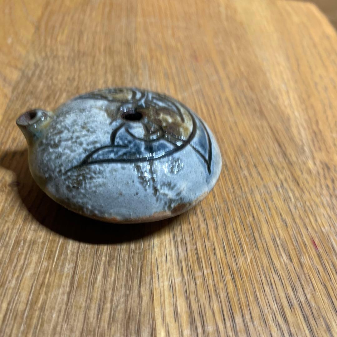 琉球 壷屋焼 金城次郎 魚文水滴 箱なし