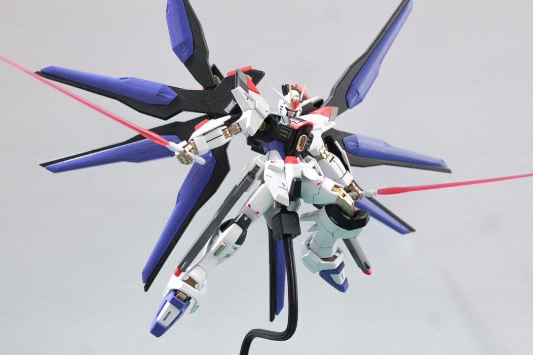 HGCE ストライクフリーダムガンダム弐式 全塗装完成品