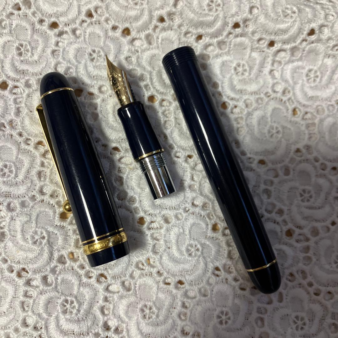 万年筆　パイロット　カスタム74 F（細字）