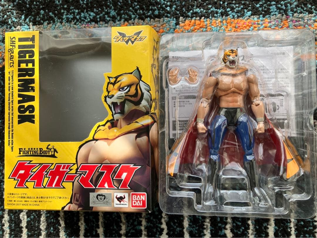 フィギュアーツ　タイガーマスク プロレスフィギュア　　S.H.Figuarts
