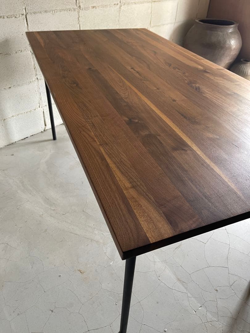 美品　unico ウニコ　ダイニングテーブル　ウォールナット無垢　棚付アイアン脚