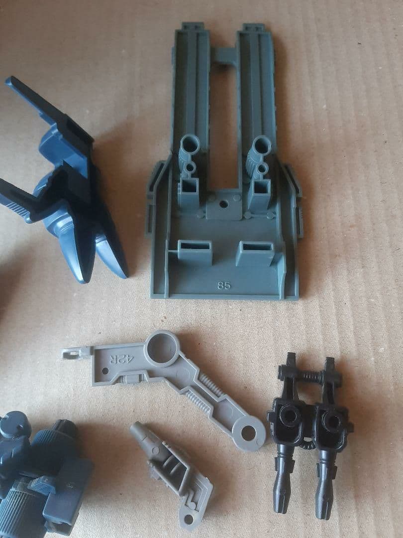 ジャンク品】旧ゾイド サラマンダー マッドサンダー 他パーツ - メルカリ