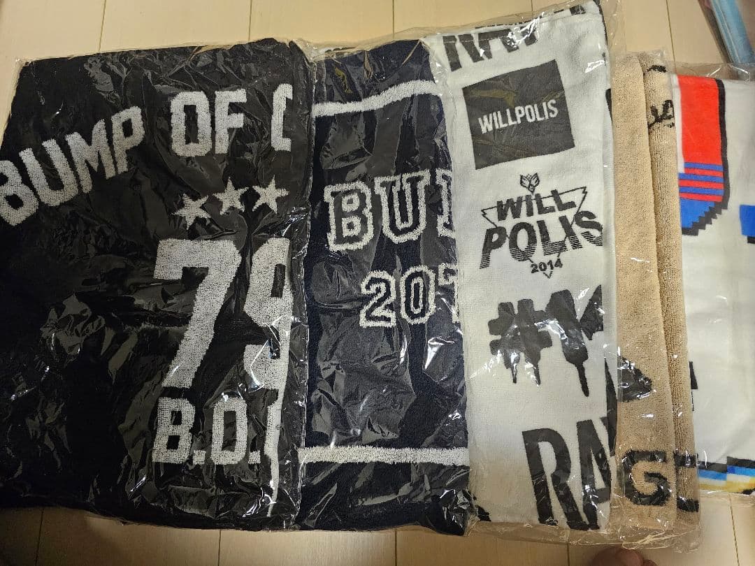 BUMP OF CHICKEN ライブタオル 5種セット BUMP OF CHICKEN ライブタオル 5種セット商品一覧 | BUMP OF CHICKEN SHOP