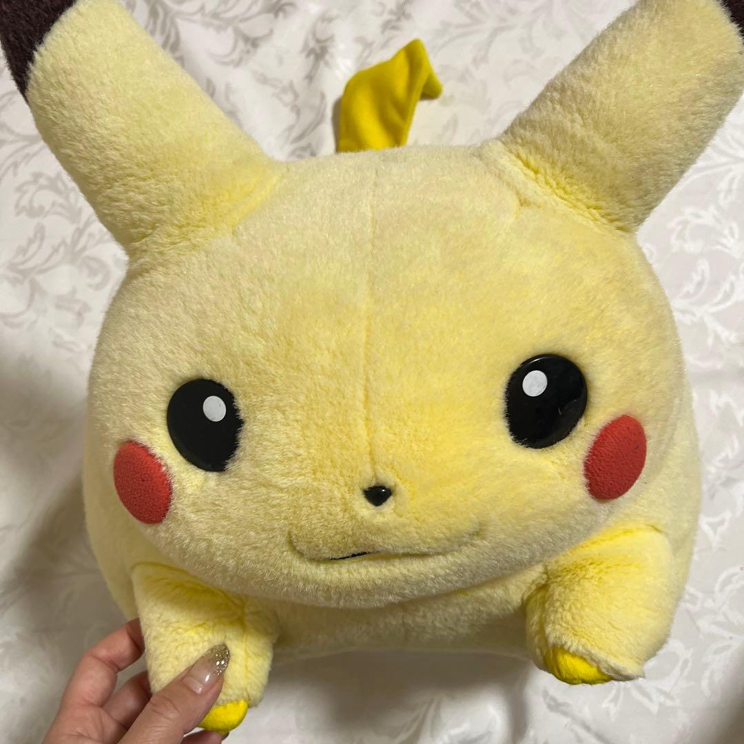 ピカチュウ　レトロ　等身大