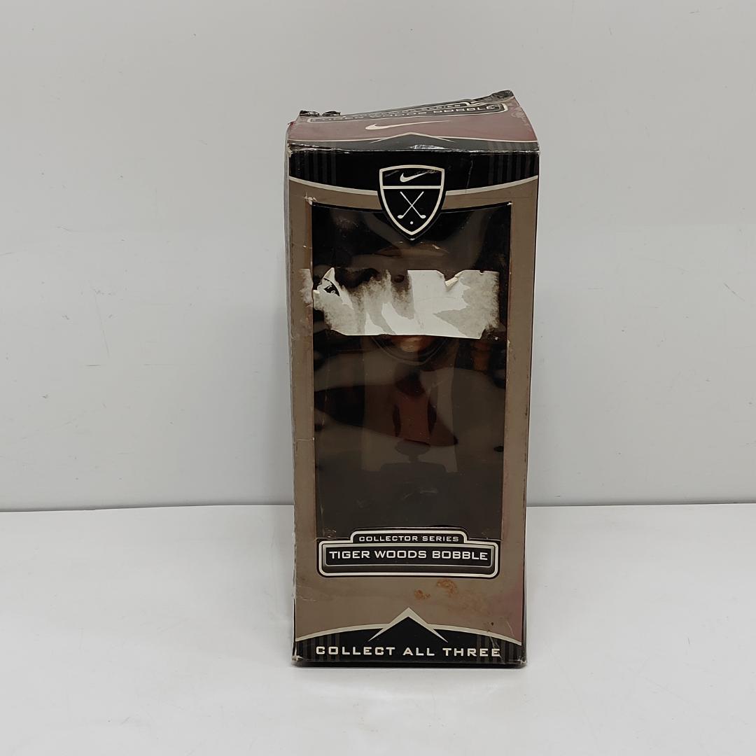 ナイキ タイガーウッズ フィギュア ボブルヘッド レア 希少 m1190