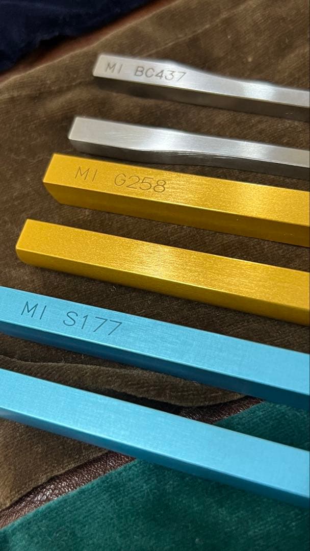 マドモアゼル愛　３本　クリアリングチューナー　美品　開運占い　瞑想楽器快眠