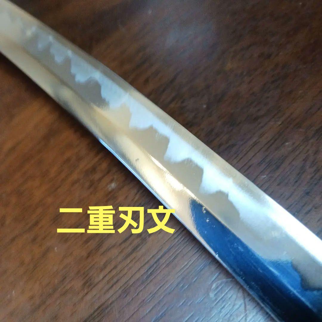 居合刀脇差し、肥後拵え　本木、 黒サメ、柄巻き.黒合皮革、 箱互の目直刃二重刃文