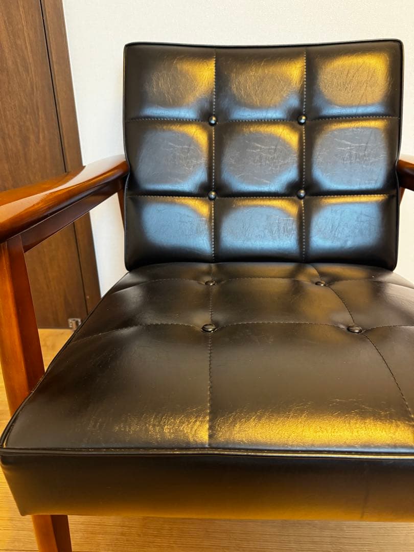 カリモク60 Kチェア 1シーター ブラック ソファ