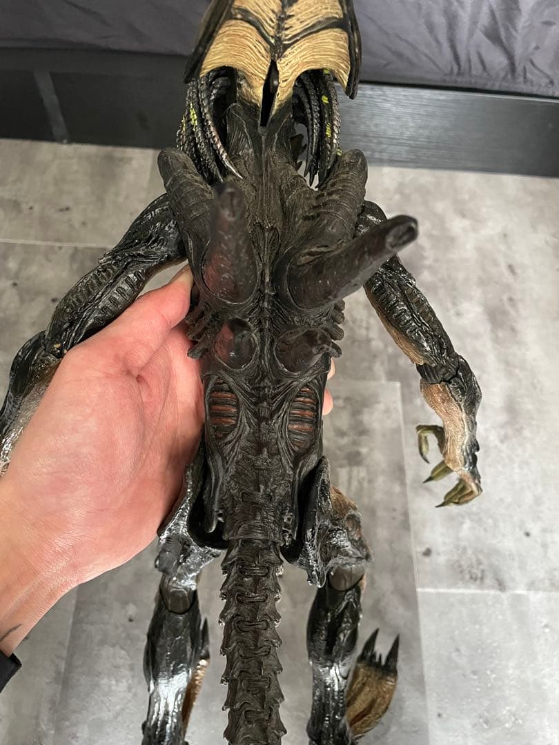 ホットトイズ プレデリアン