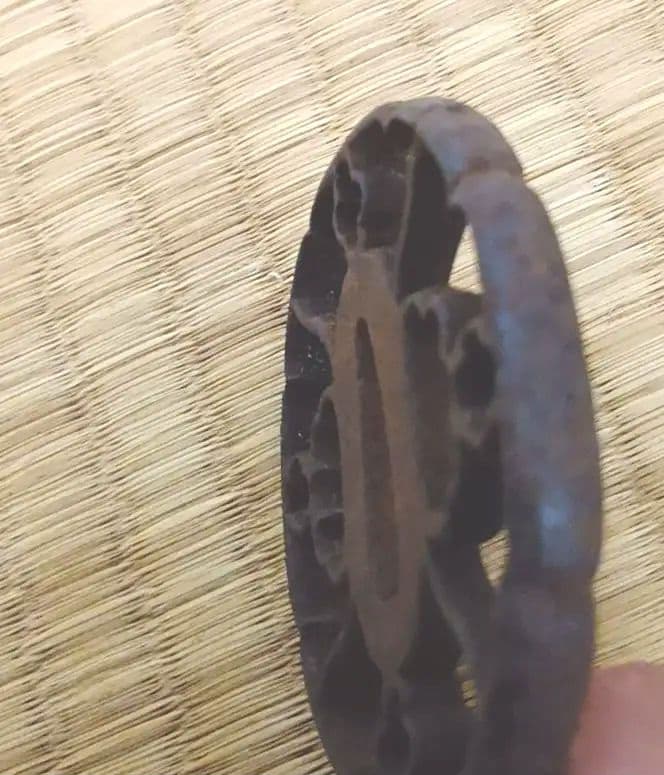 武具 刀 鉄鍔 透かし鍔 江戸時代 無銘 日本刀 刀装具 骨董品 美品 鐔