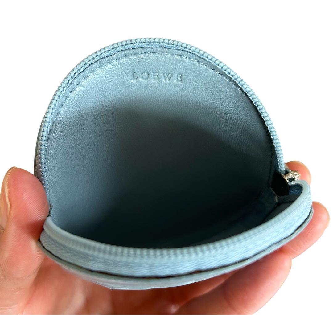新品　LOEWEロエベ　丸型ケース　箱付き　アナグラムロゴ