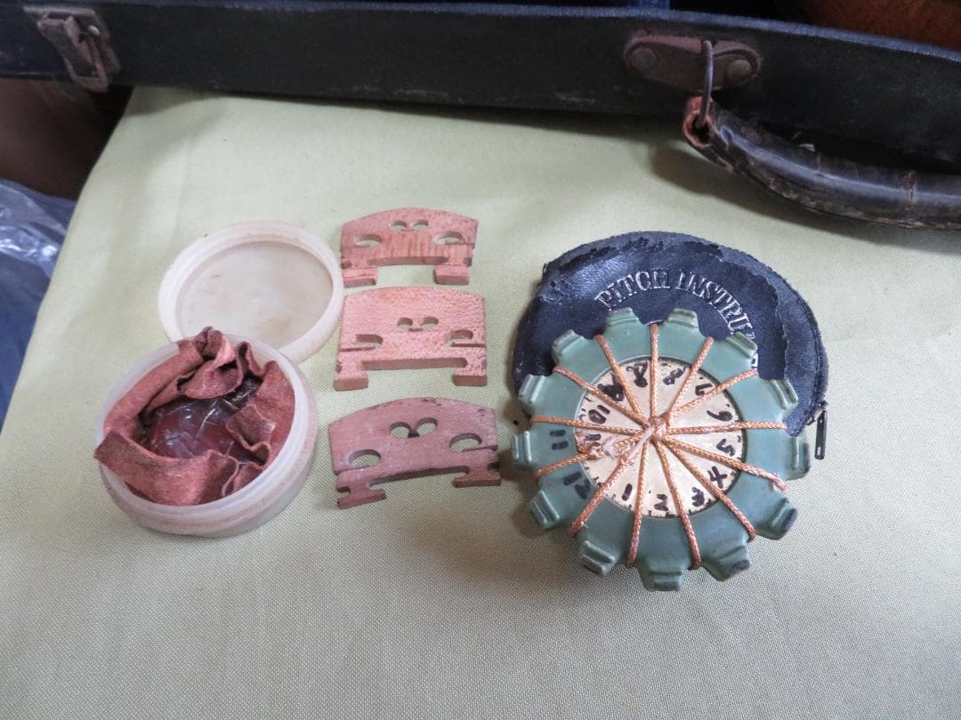 SUZUKIバイオリン　no特.1　 1959 年製　サイズ：4/4