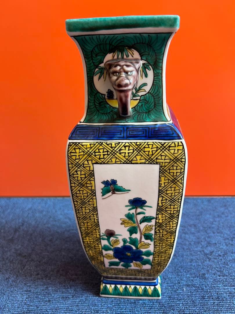 1063  九谷焼　色絵花瓶　花鳥図案　時代物