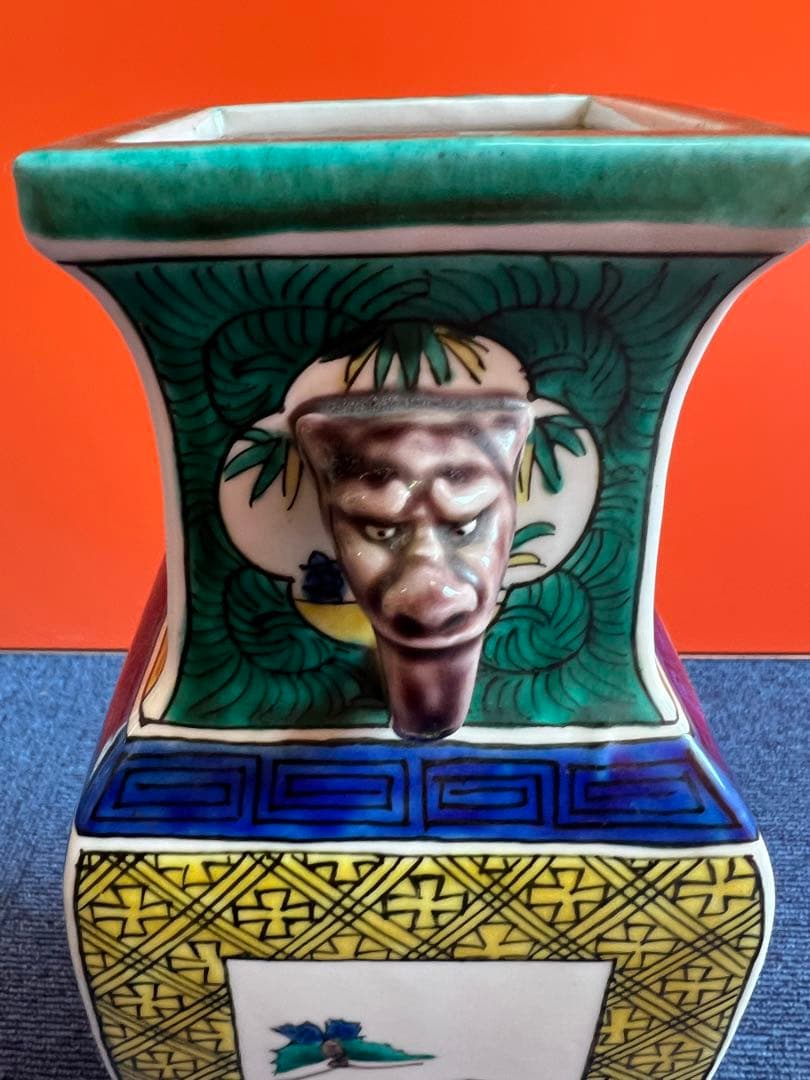 1063  九谷焼　色絵花瓶　花鳥図案　時代物