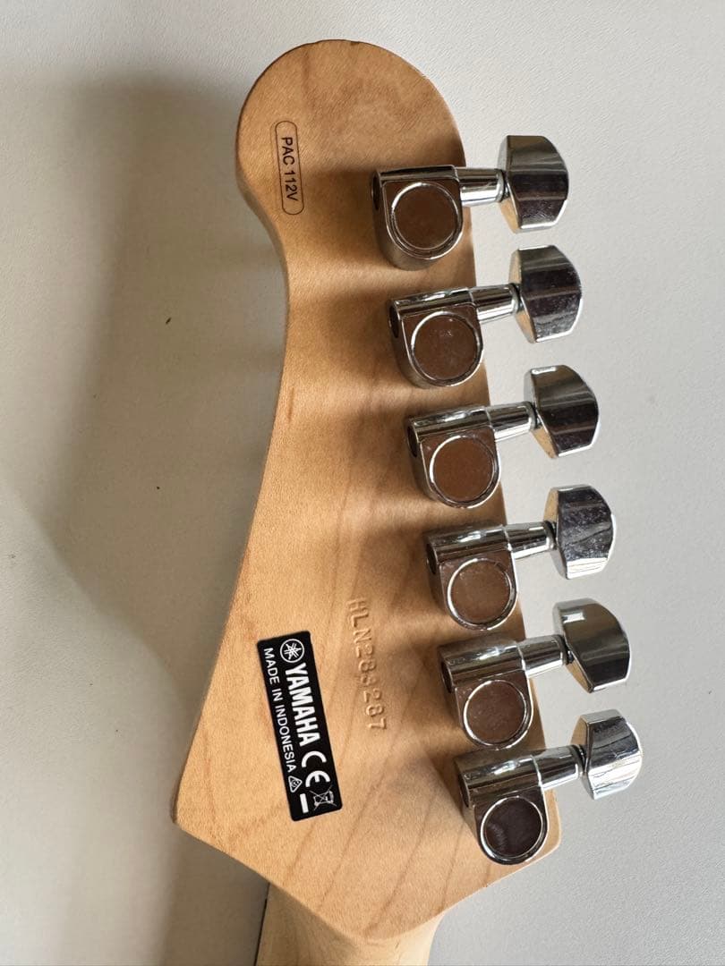 YAMAHA PACIFICA PAC112V ヤマハ パシフィカ エレキギター