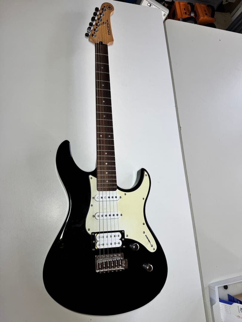 YAMAHA PACIFICA PAC112V ヤマハ パシフィカ エレキギター