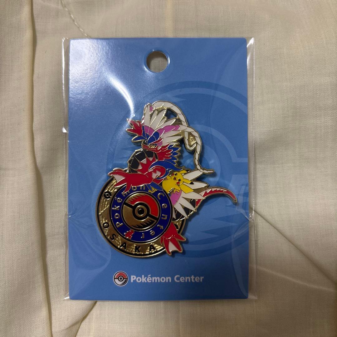 ポケモンセンター大阪 ピンバッジ - メルカリ
